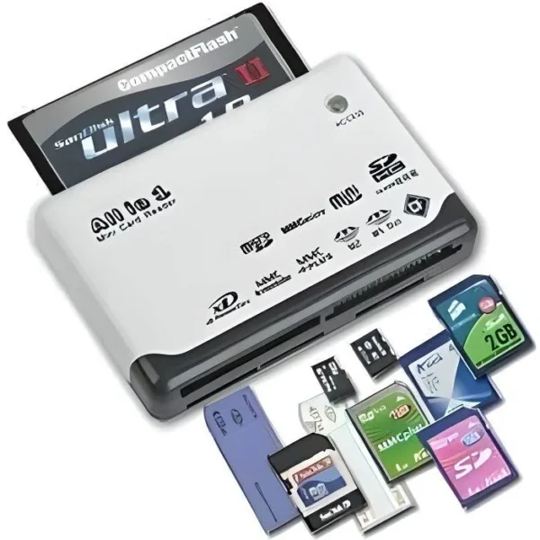 Lecteur de carte SD micro Trixes – Compact et rapide – Image 3